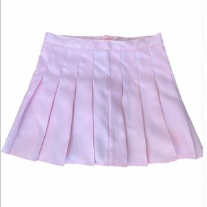 Fashion Tennis Skirt | size xs-s | shorts included